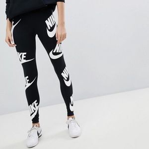 Nike Over Futura Legging